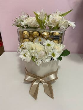 thumb-box-de-flores-brancas-e-chocolate-1